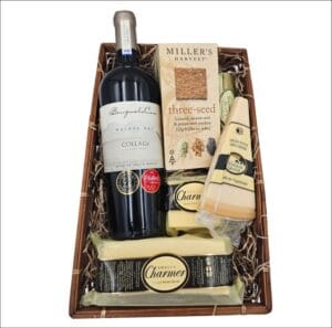 cheese+and+wine+hamper+in+square